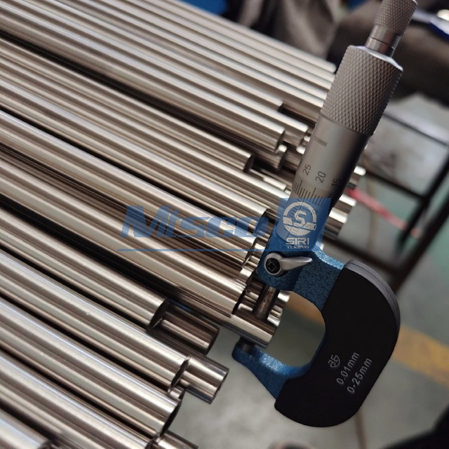 Сертифицированный ISO прямой трубы теплообменника из сварной трубки из никелевого сплава 825