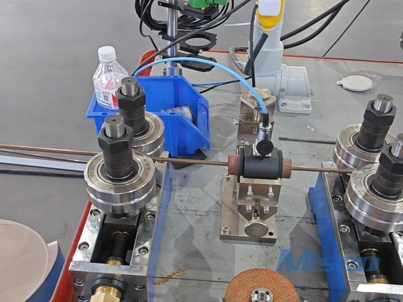 Сварные колтюбинговые трубы 在线涡流探伤.jpg